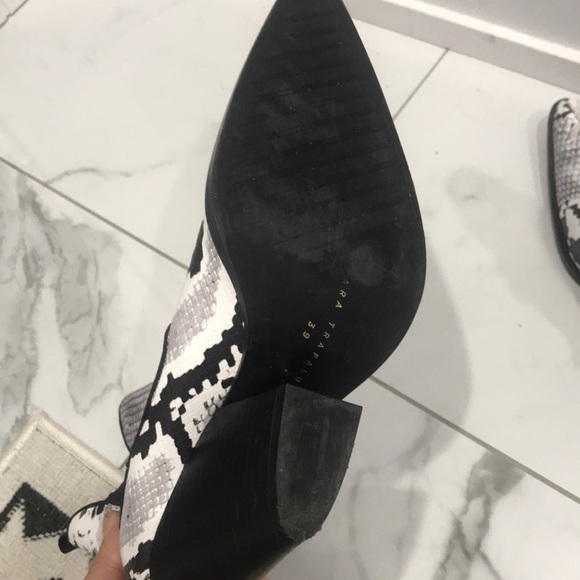 Zara cow boy women’s boots - Picture 5 of 7